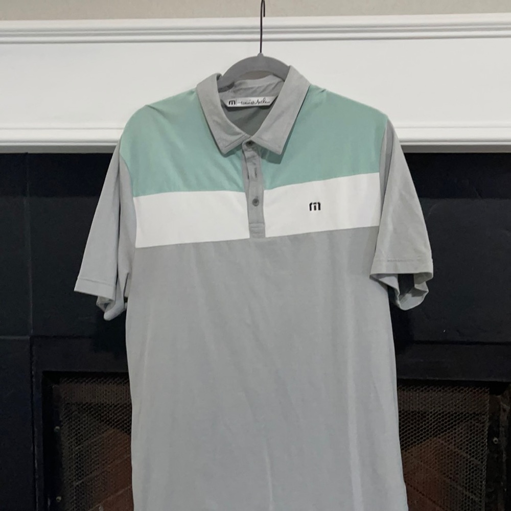 Travis Matthew polo size large